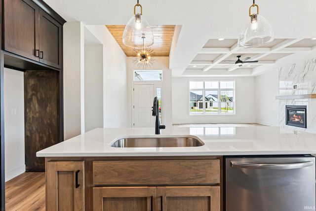5161 Cork Tree Cove, Fort Wayne, IN 46825