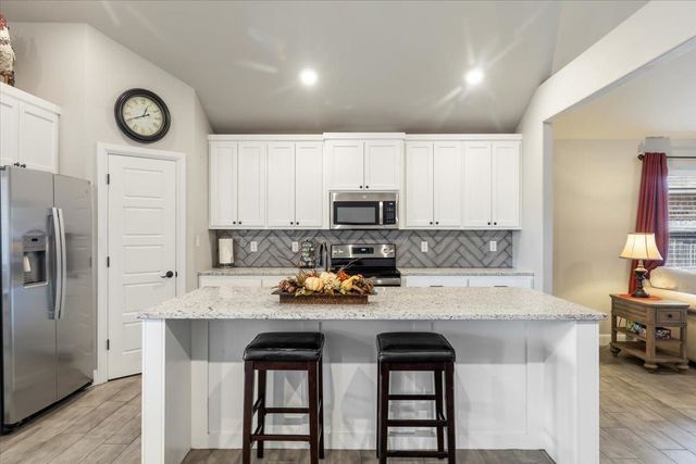 4404 SW Brandon Ln, Lawton, OK 73505