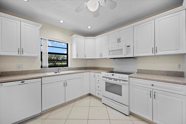 200 Intracoastal Place 207, Tequesta, FL 33469