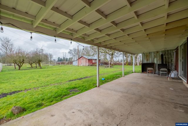 31666 S 5th St, Lebanon, OR 97355