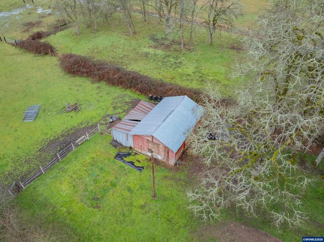 31666 S 5th St, Lebanon, OR 97355