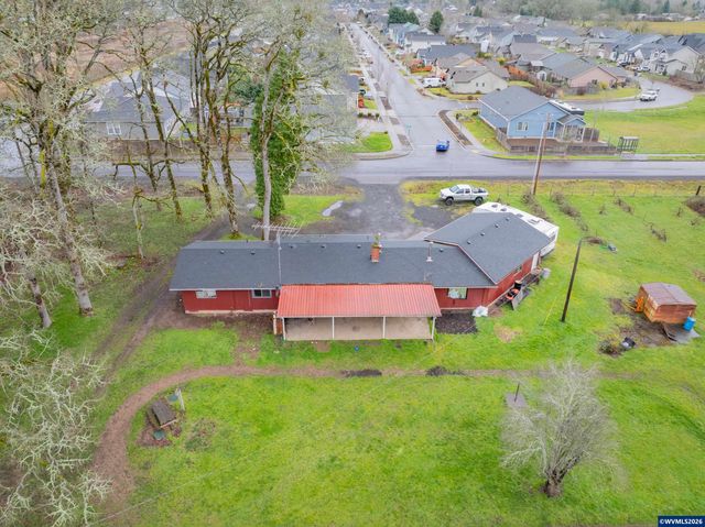 31666 S 5th St, Lebanon, OR 97355