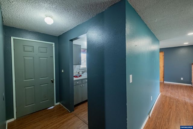 31666 S 5th St, Lebanon, OR 97355