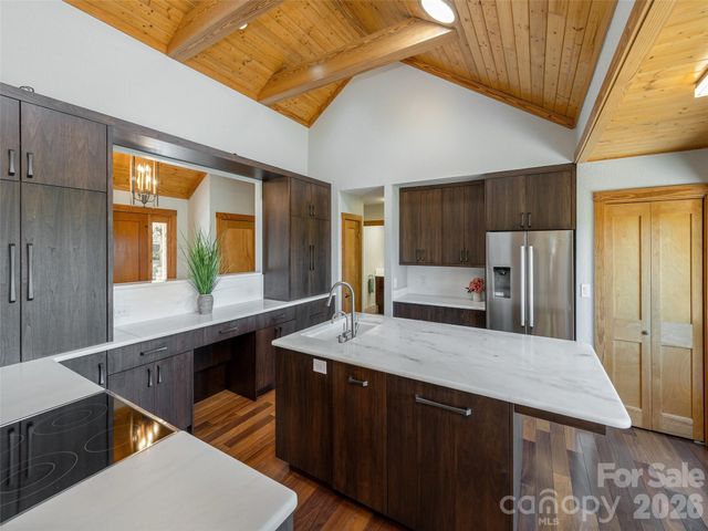 35 Carriage Forest Court, Hendersonville, NC 28791