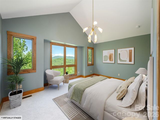 35 Carriage Forest Court, Hendersonville, NC 28791