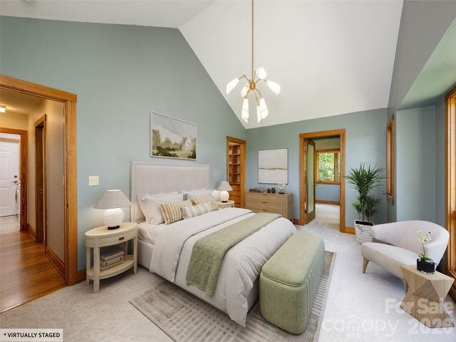 35 Carriage Forest Court, Hendersonville, NC 28791
