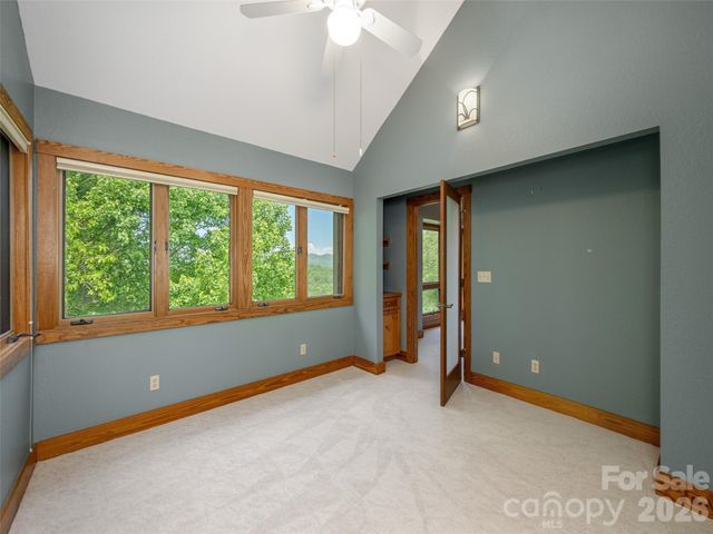 35 Carriage Forest Court, Hendersonville, NC 28791