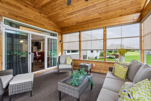 18473 69th Place N, Maple Grove, MN 55311
