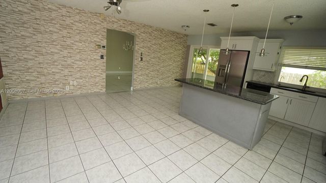 3160 NW 101st Ave 0, Sunrise, FL 33351