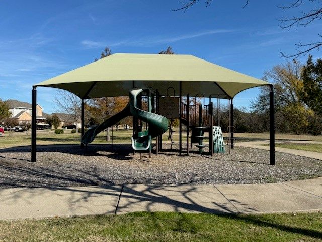 2105 Leonard Ranch Road, Fort Worth, TX 76134