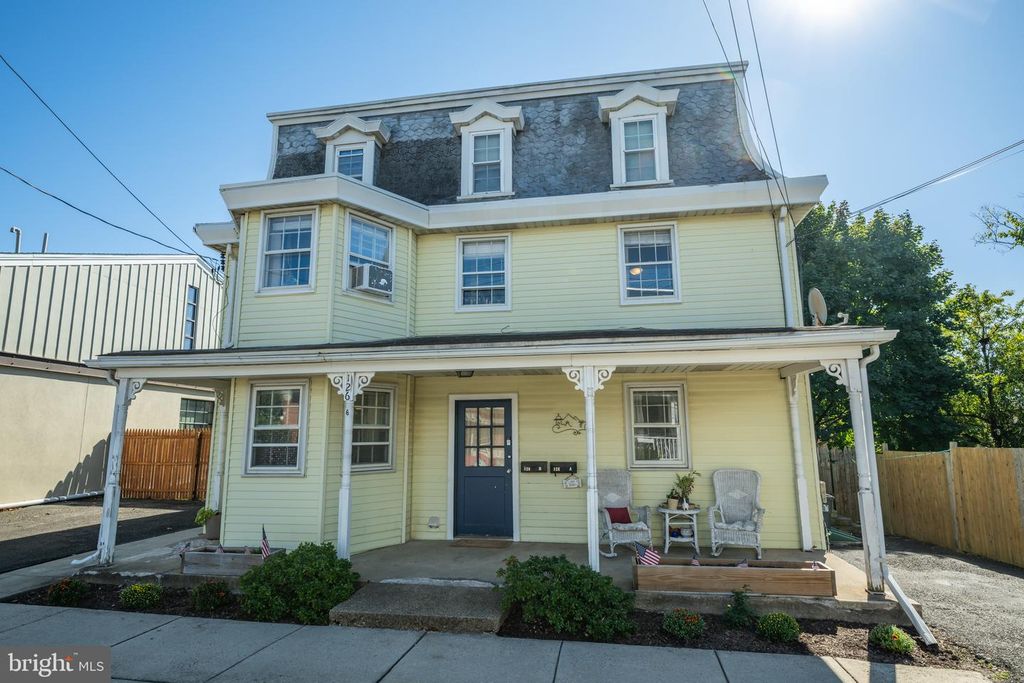 126 POPLAR ST, AMBLER, PA 19002 — exterior