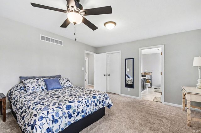 10287 Ashleys Meadow Drive, Granger, IN 46530