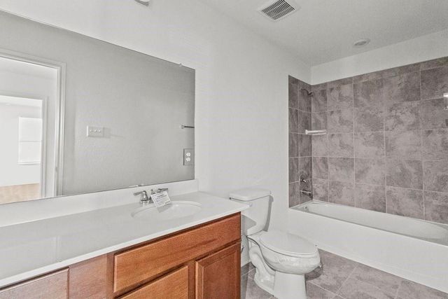 1236 Marsh Wren Court, La Marque, TX 77568