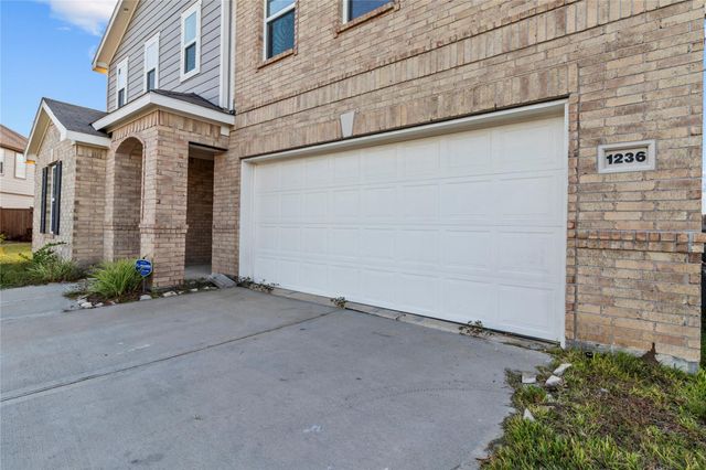 1236 Marsh Wren Court, La Marque, TX 77568