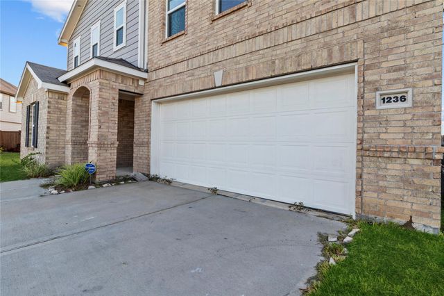 1236 Marsh Wren Court, La Marque, TX 77568