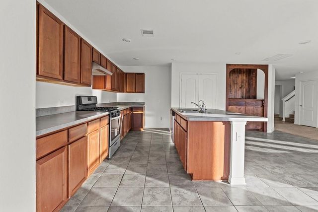 1236 Marsh Wren Court, La Marque, TX 77568