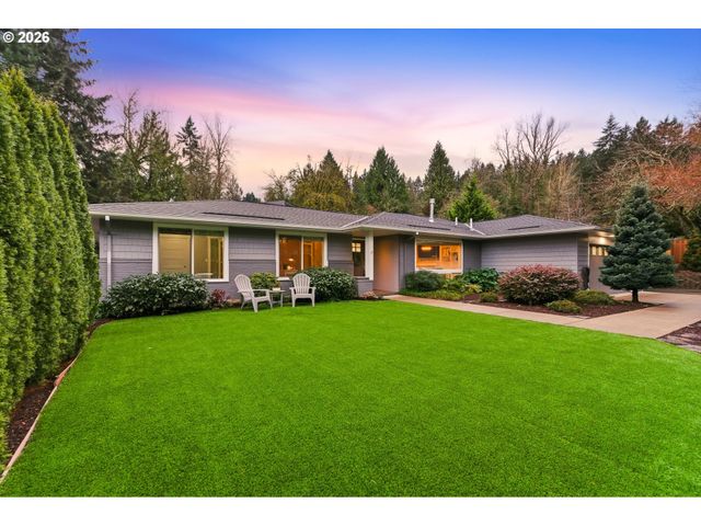 19055 WALLING Cir, West Linn, OR 97068