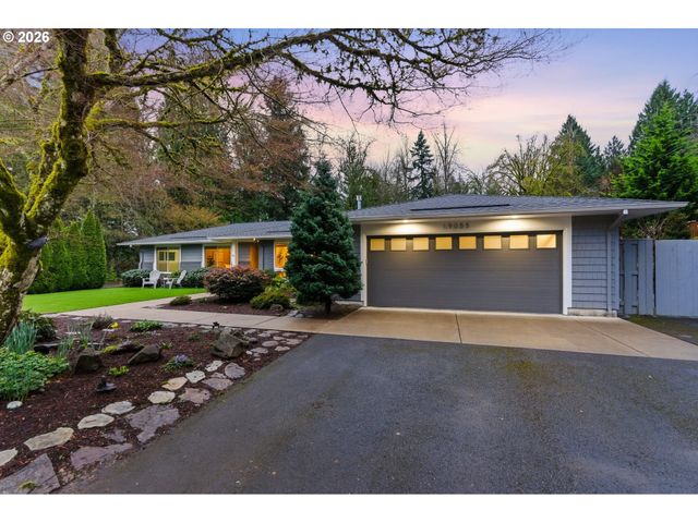 19055 WALLING Cir, West Linn, OR 97068