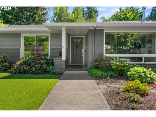 19055 WALLING Cir, West Linn, OR 97068