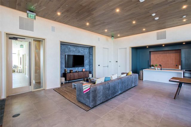 48 East Ave 2106, Austin, TX 78701