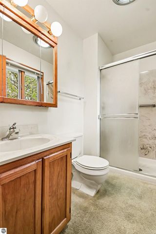 1203 Glenwood Drive, Mt Pleasant, MI 48858
