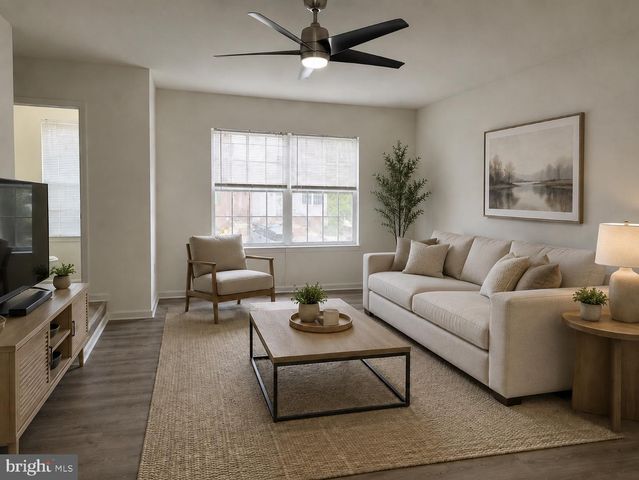 99 HIGHLAND CIR, Newark, DE 19713