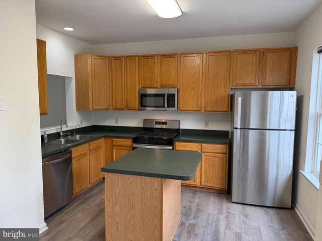 99 HIGHLAND CIR, Newark, DE 19713