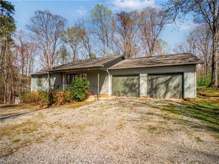 8626 Bull Road, Colfax, NC 27235