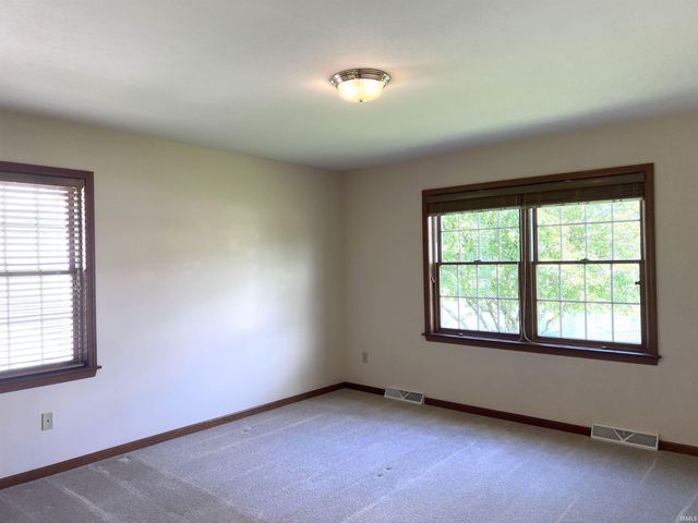 1208 Westbrooke Court, Goshen, IN 46528