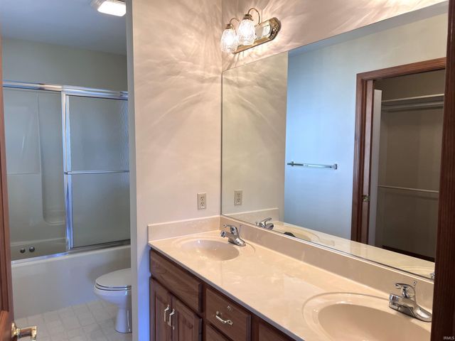 1208 Westbrooke Court, Goshen, IN 46528