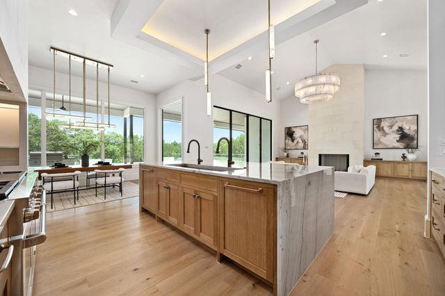 504 Primo Fiore TER, Austin, TX 78738