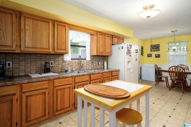 3317 VIRGINIA DRIVE, Hueytown, AL 35023