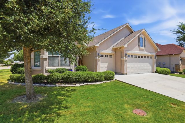9901 Baywood Court, Denton, TX 76207