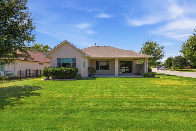 9901 Baywood Court, Denton, TX 76207