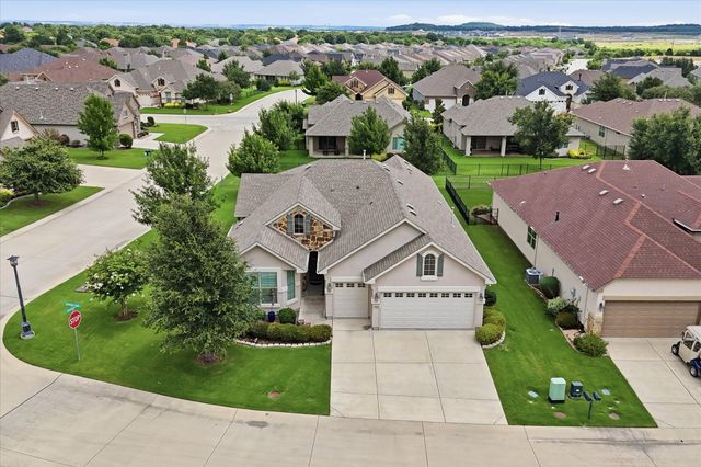 9901 Baywood Court, Denton, TX 76207
