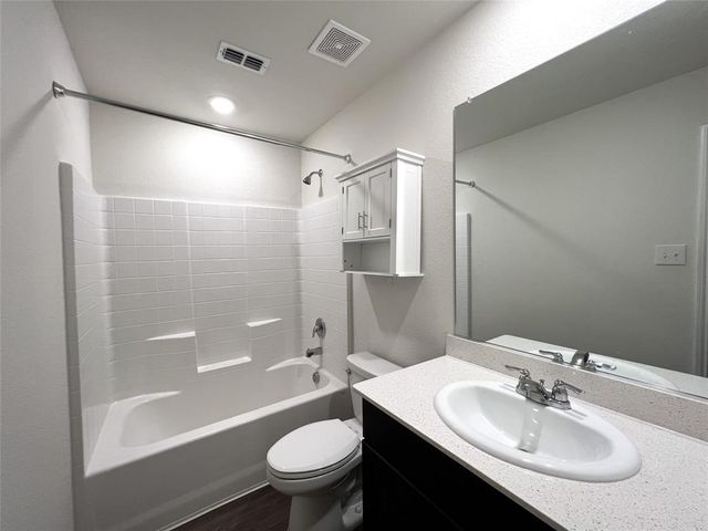 213 Anvil Drive, Fort Worth, TX 76052