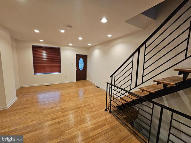 3025 REDNER ST S, Philadelphia, PA 19121