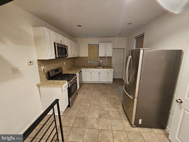 3025 REDNER ST S, Philadelphia, PA 19121