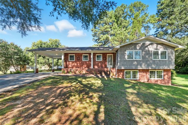 150 Magnolia Circle, Salisbury, NC 28147