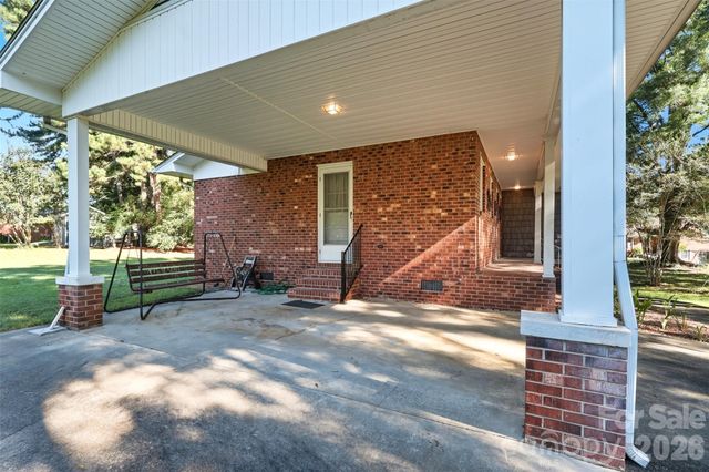 150 Magnolia Circle, Salisbury, NC 28147