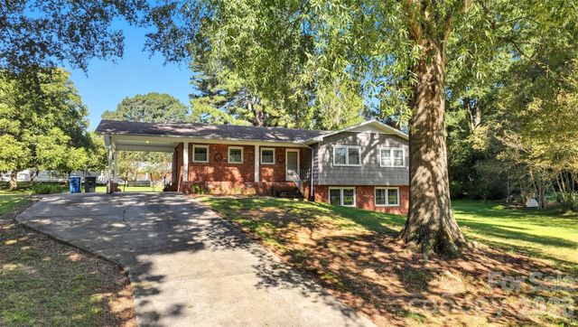 150 Magnolia Circle, Salisbury, NC 28147
