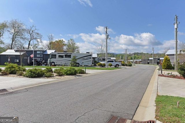 467 Golden Nugget Road, Blairsville, GA 30512