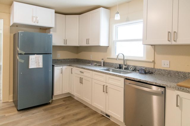 1328 Krom Street, Kalamazoo Twp, MI 49007