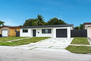 2210 N 50th Ave, Hollywood, FL 33021