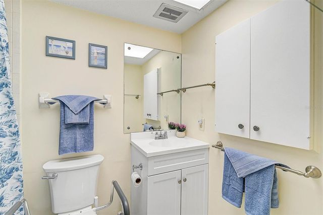 708 TAMIAMI TRAIL S 115, Venice, FL 34285