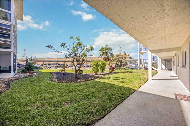 708 TAMIAMI TRAIL S 115, Venice, FL 34285