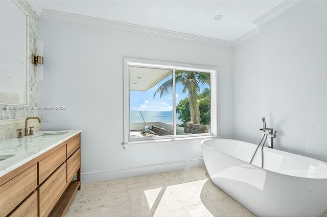 906 Holoma Dr, Vero Beach, FL 32963