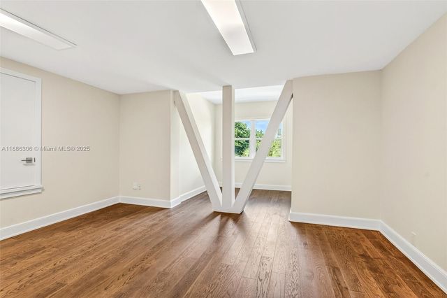 906 Holoma Dr, Vero Beach, FL 32963