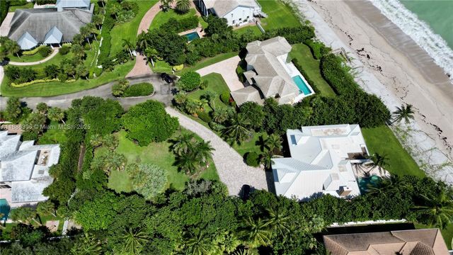 906 Holoma Dr, Vero Beach, FL 32963