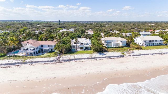 906 Holoma Dr, Vero Beach, FL 32963